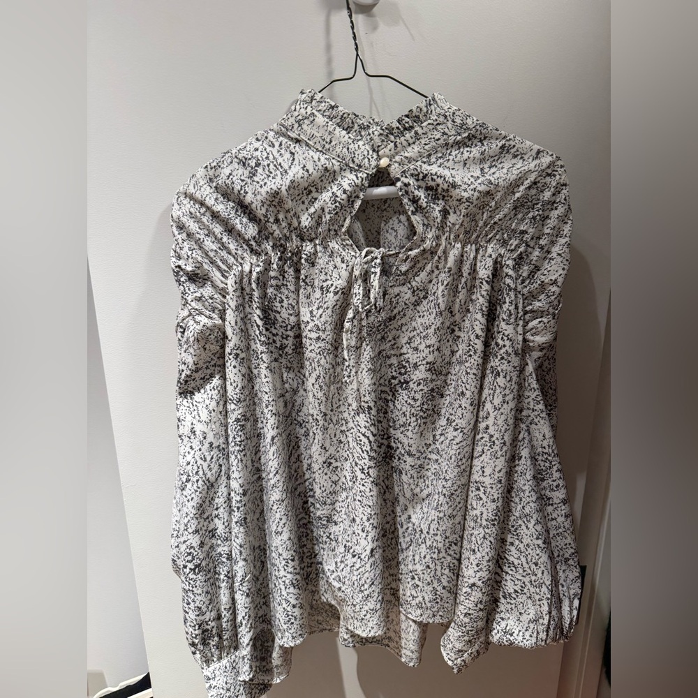 Elegant Black and Ivory Women's Top